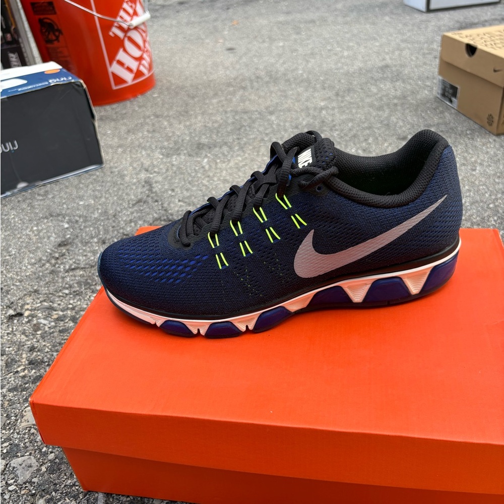 Nike Black and Blue Running Shoes with Silver Swoosh